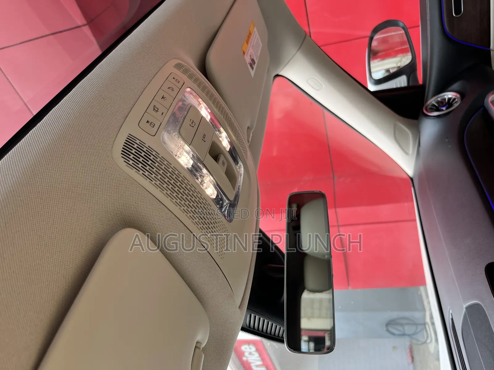 Mercedes-Benz GLB-Class 2023 White