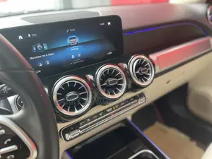 Mercedes-Benz GLB-Class GLB 250 4MATIC 2023 White