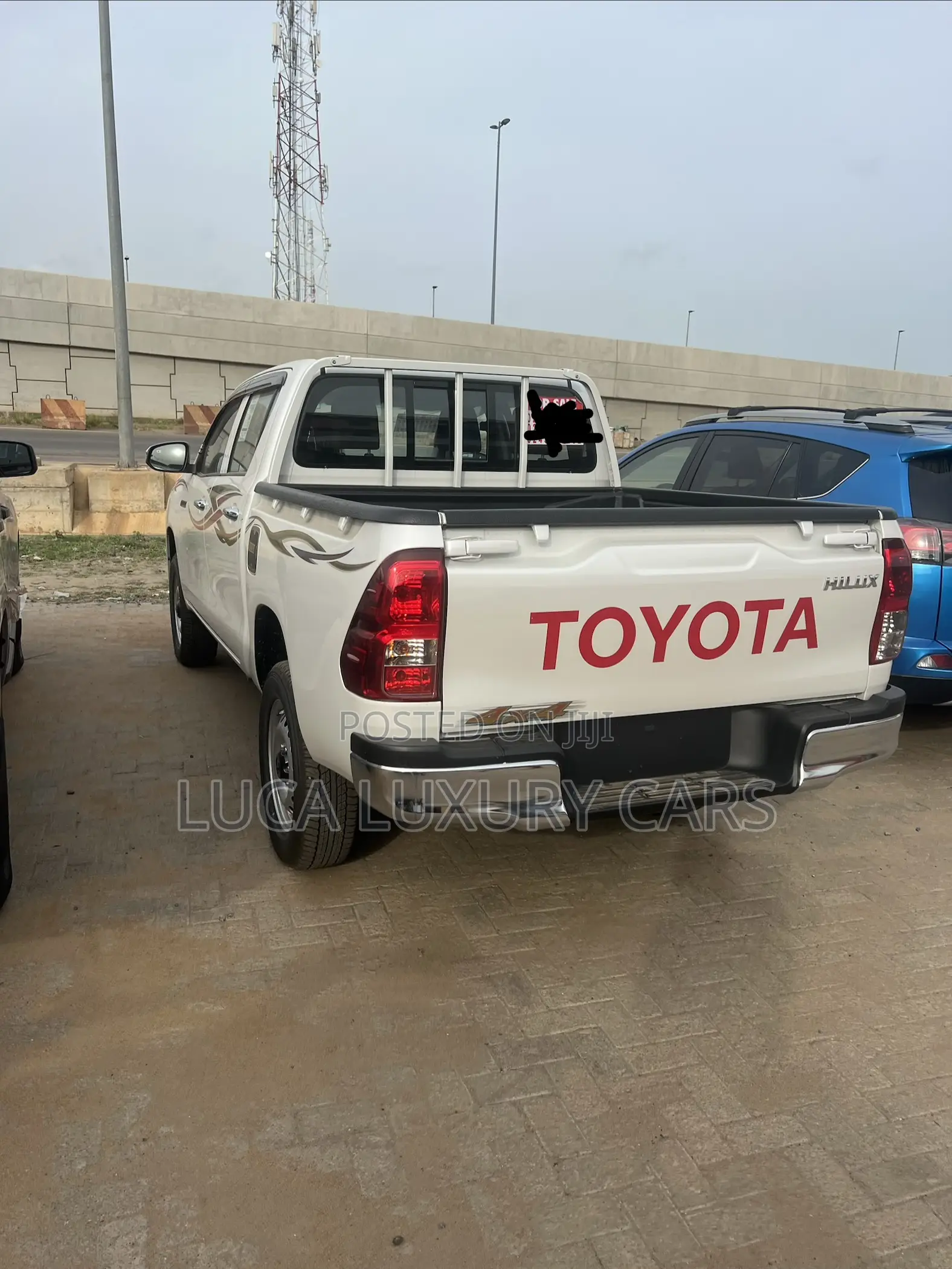 New Toyota Hilux 2025 White