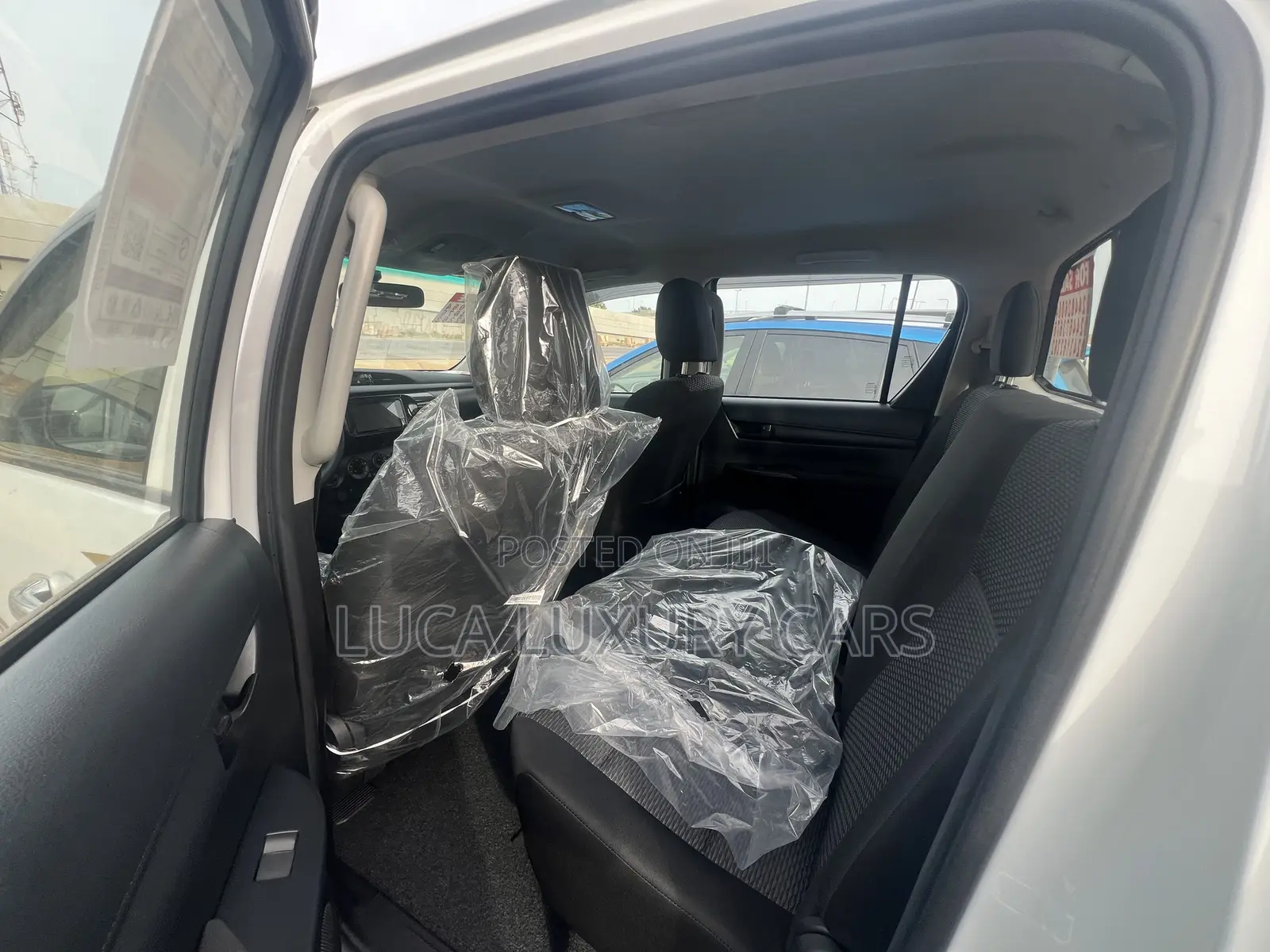 New Toyota Hilux 2025 White