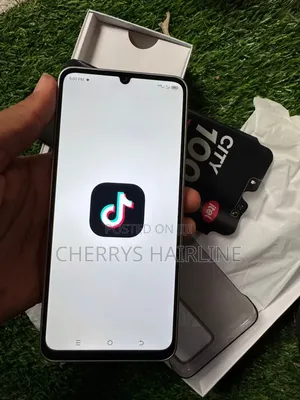 New Itel City 100 128 GB Silver