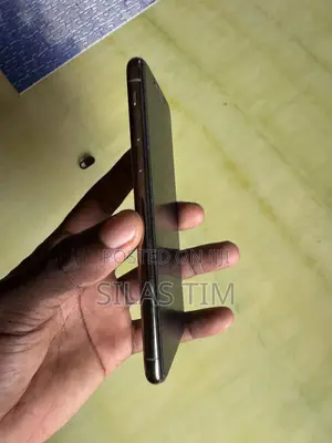 Apple iPhone XS 64 GB Rose Gold