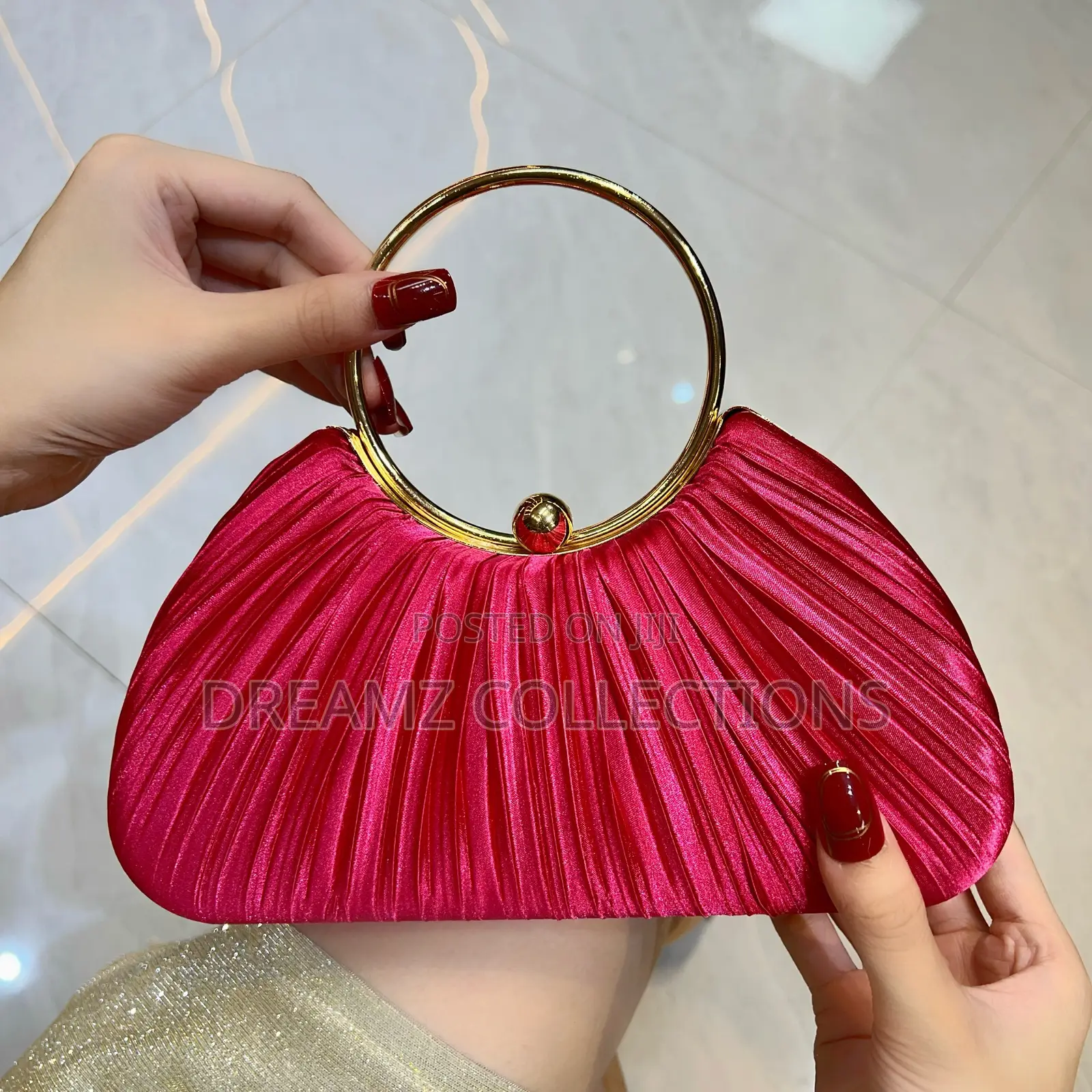 Pleated Ring Handle Clutch Handbag