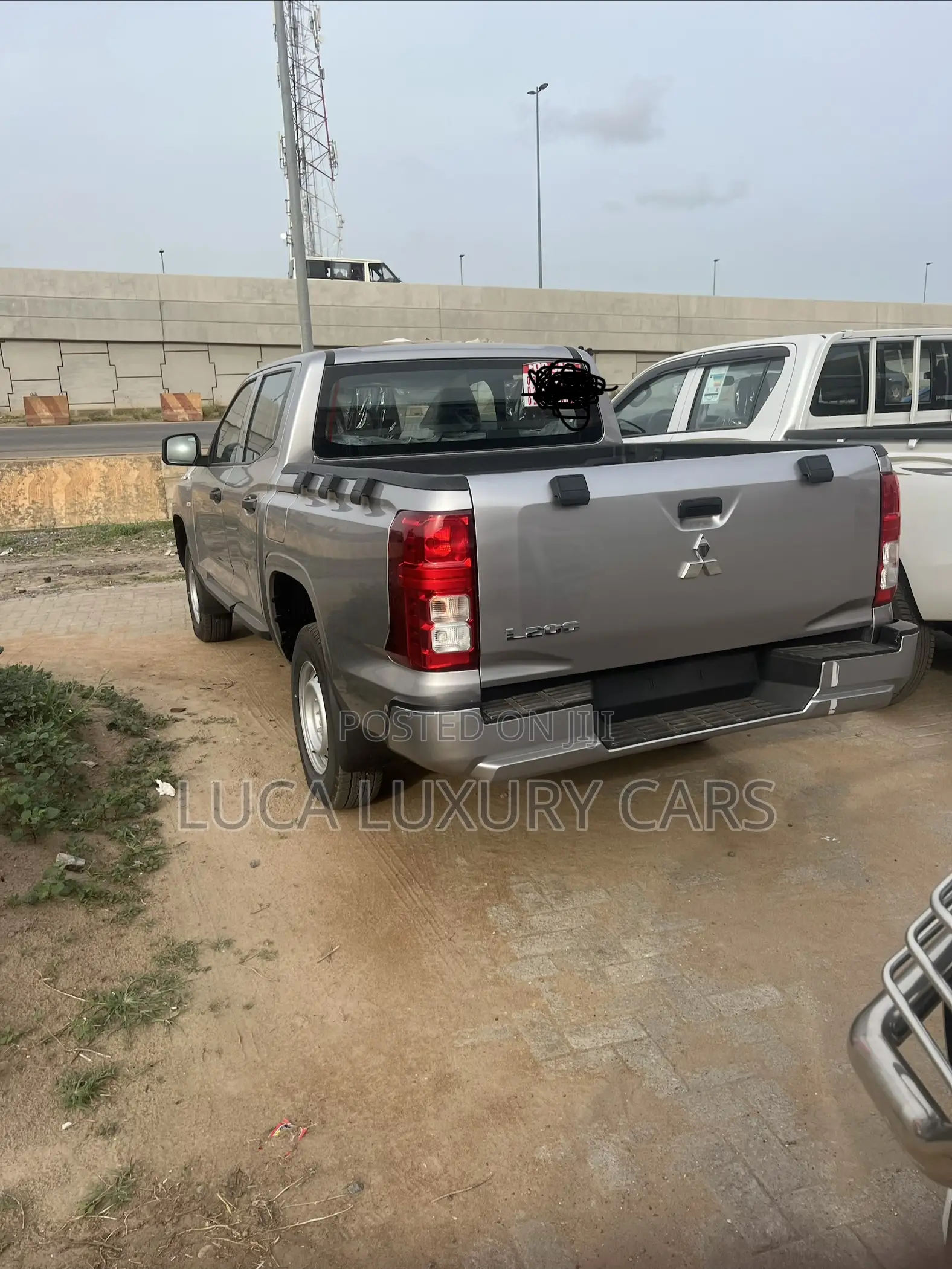 New Mitsubishi L200 2025 Gray