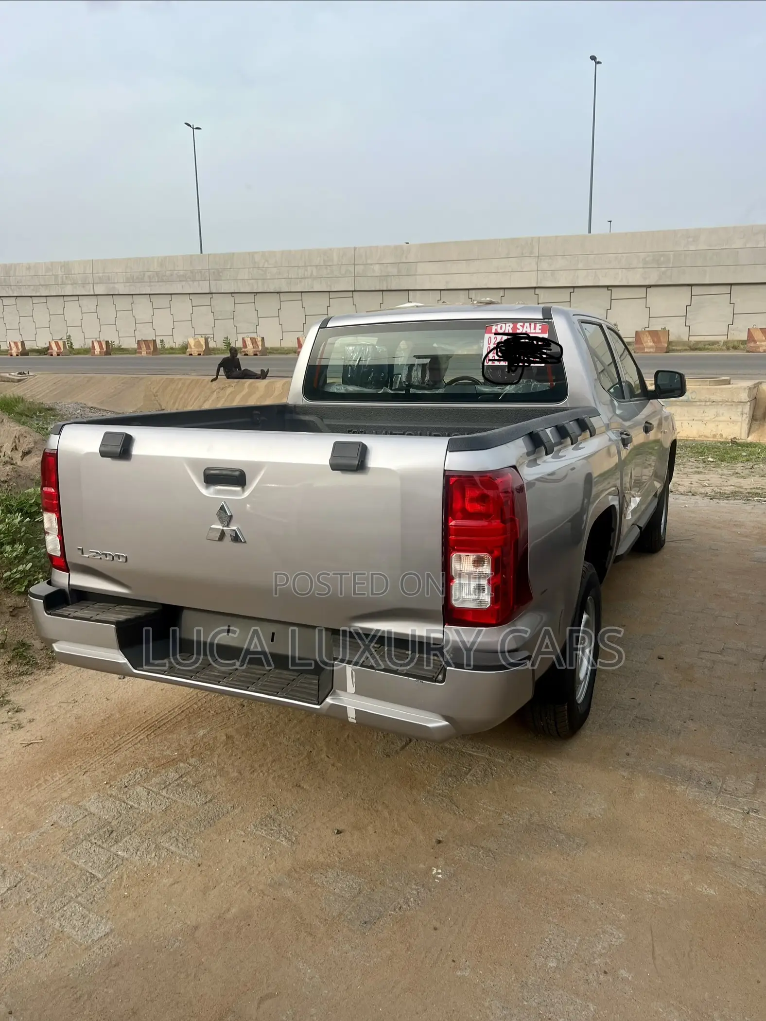 New Mitsubishi L200 2025 Gray