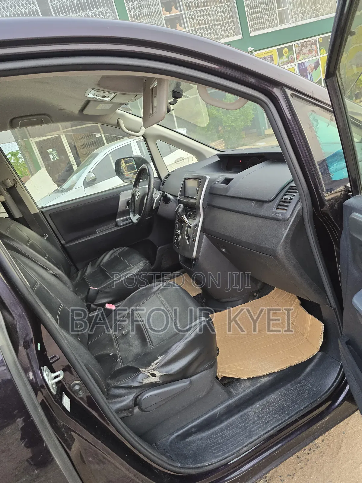 Toyota Voxy 2013 Brown