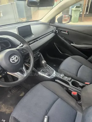 Toyota Yaris 2018 White