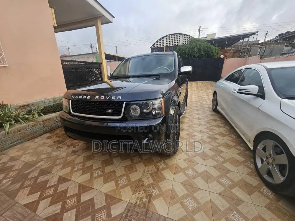 Land Rover Range Rover Sport Supercharged 4x4 (5.0L 8cyl 6A) 2012 Black