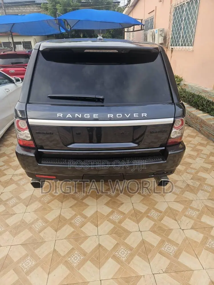 Land Rover Range Rover Sport Supercharged 4x4 (5.0L 8cyl 6A) 2012 Black