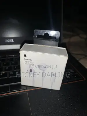 iPhone Lighting Earphones