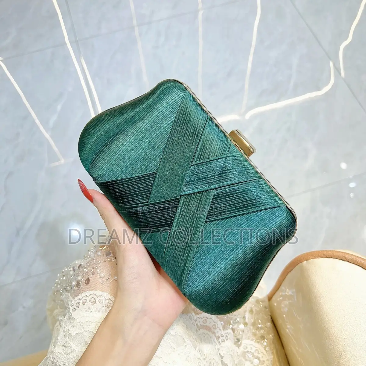 Ribbon Pattern Clutch