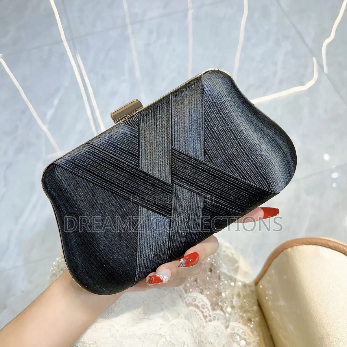 Ribbon Pattern Clutch