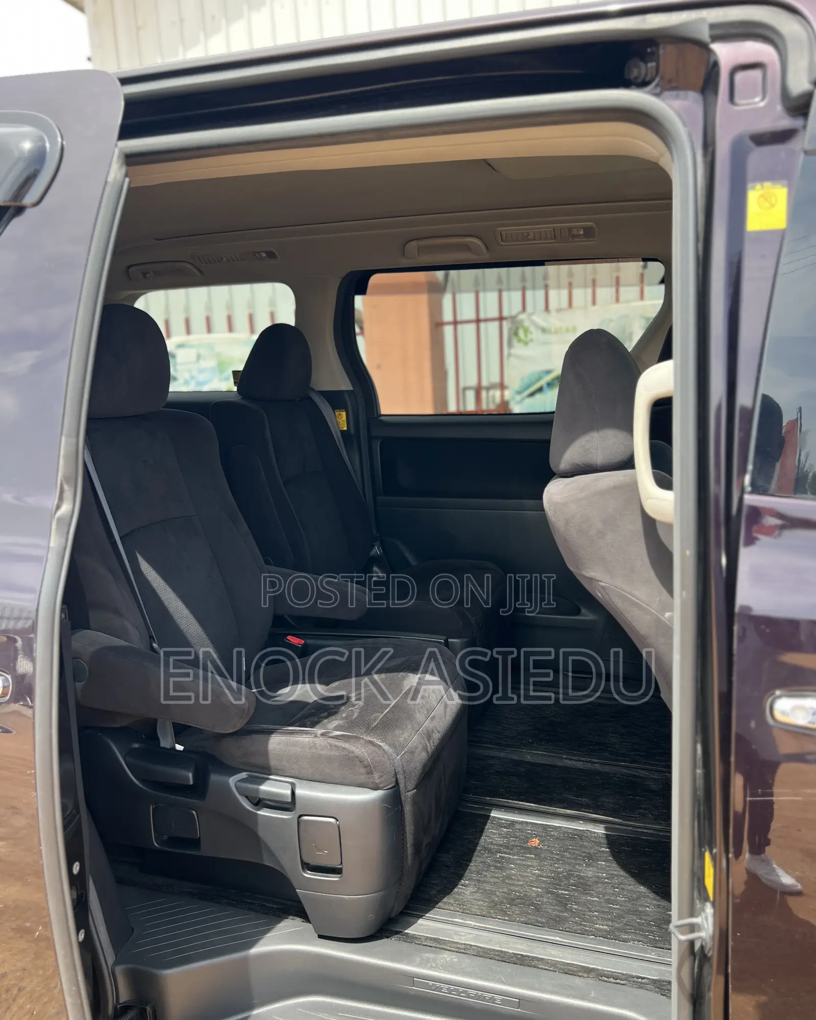 Toyota Vellfire 2010 Black
