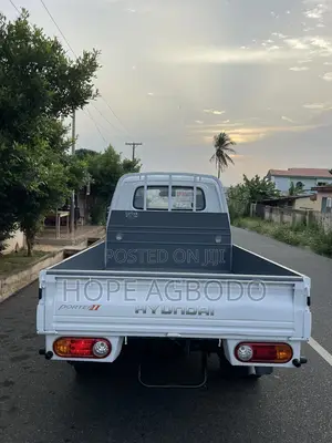 Hyundai Porter II 2010 White