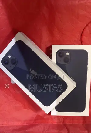 New Apple iPhone 13 128 GB Blue