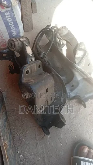 Nissan Primera Upper Arm