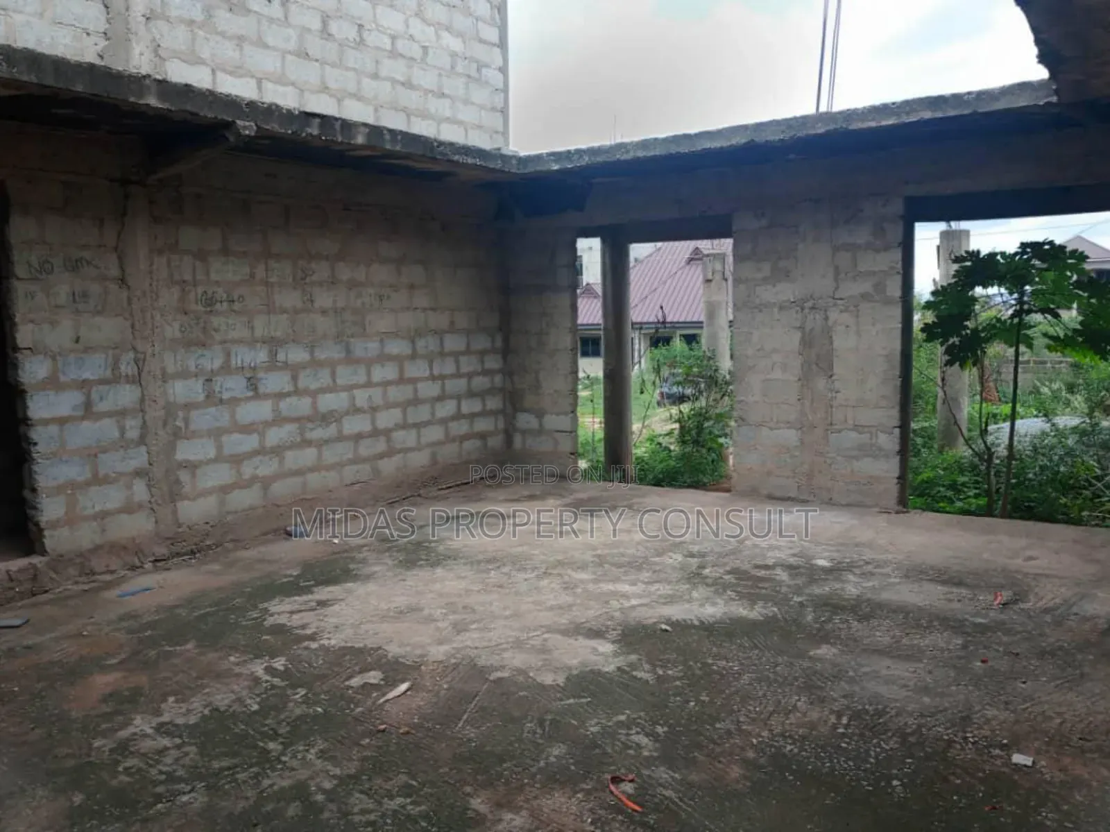 6bdrm House in Municipal Assembly, Pentecost for sale