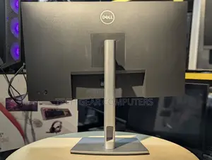 Dell P2723qe Professional Led Monitor 68.6 Cm (27 Inch) 