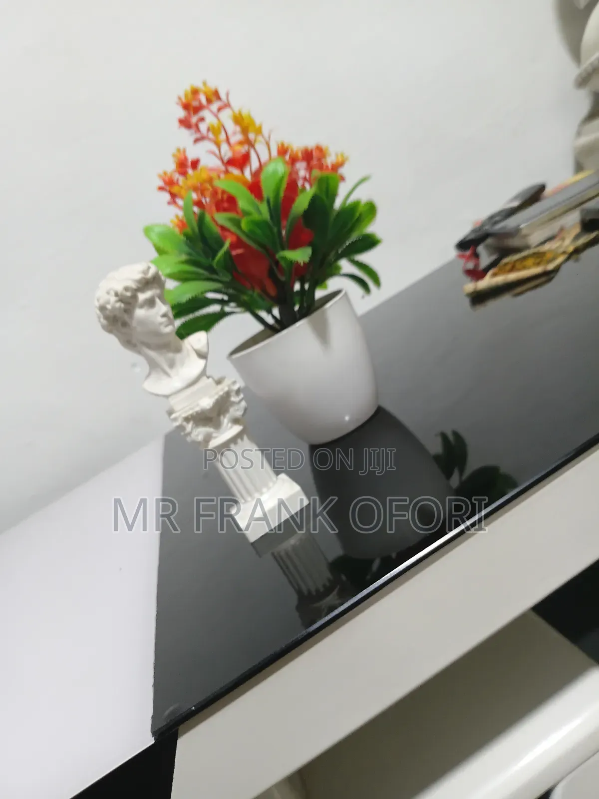 Room And Office Decoration Roman Columns Status