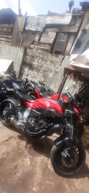 Yamaha FZ6 2021 Red