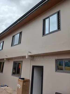3bdrm Apartment in Kingzion Real, Last Stop for rent