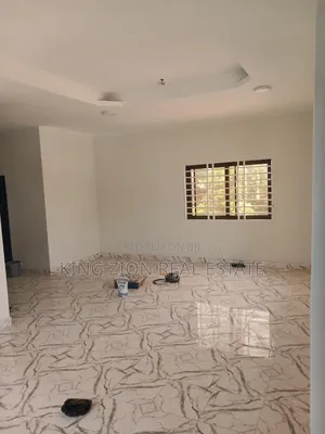 3bdrm Apartment in Kingzion Real, Last Stop for rent
