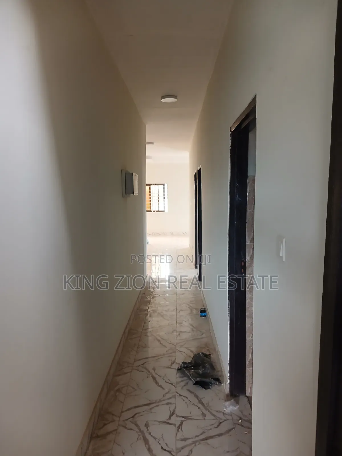3bdrm Apartment in Kingzion Real, Last Stop for rent