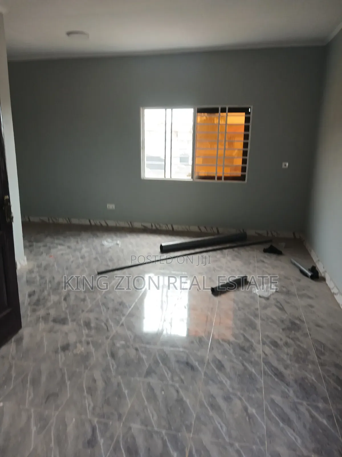 3bdrm Apartment in Kingzion Real, Last Stop for rent