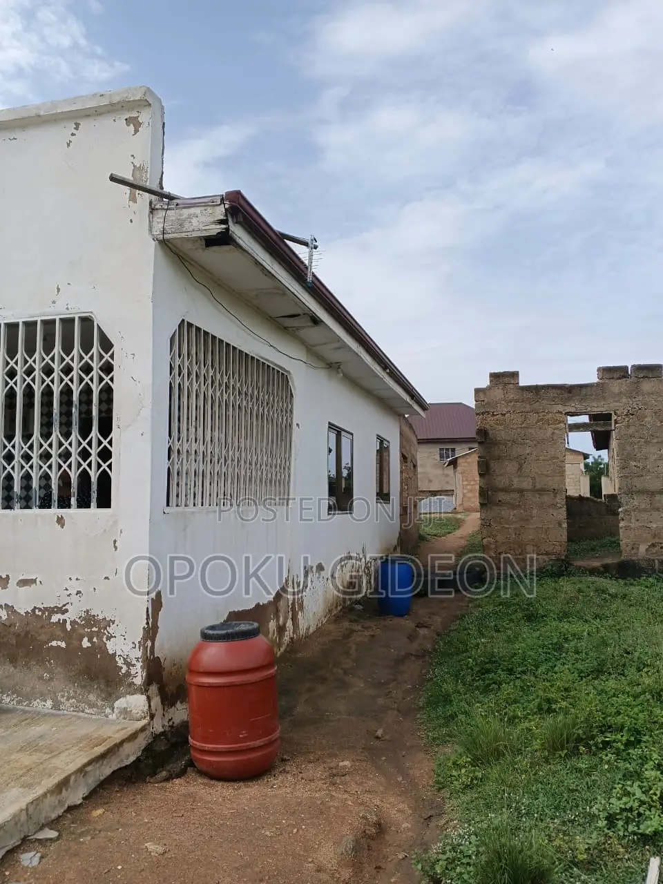 2bdrm House in Joma, Ablekuma for sale
