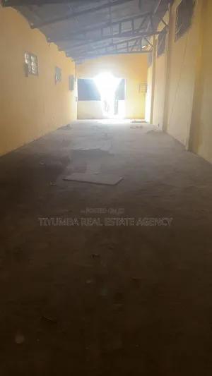 1500sqm Warehouse for Rent in the North Industrial Area.