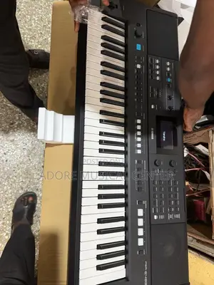 Yamaha Prs- E483 Keyboard
