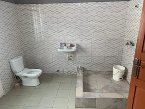 5bdrm House in Sam Properties, Old Barrier for sale