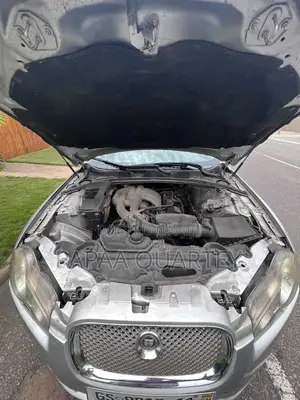 Jaguar XF 2011 Silver