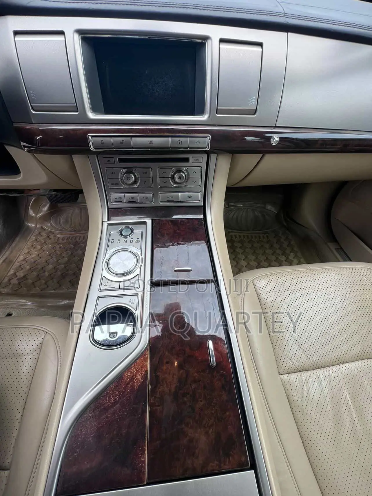 Jaguar XF 2011 Silver