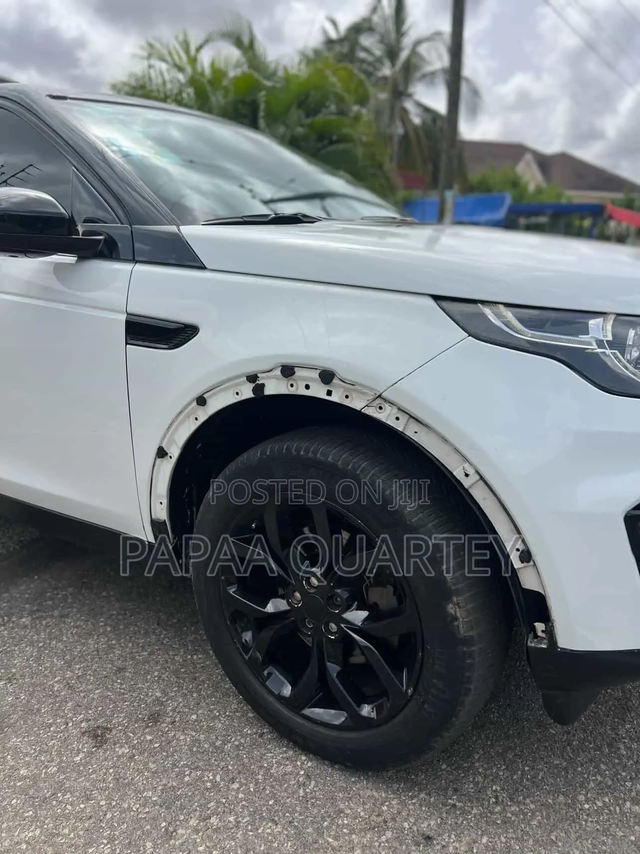 Land Rover Discovery 2019 White