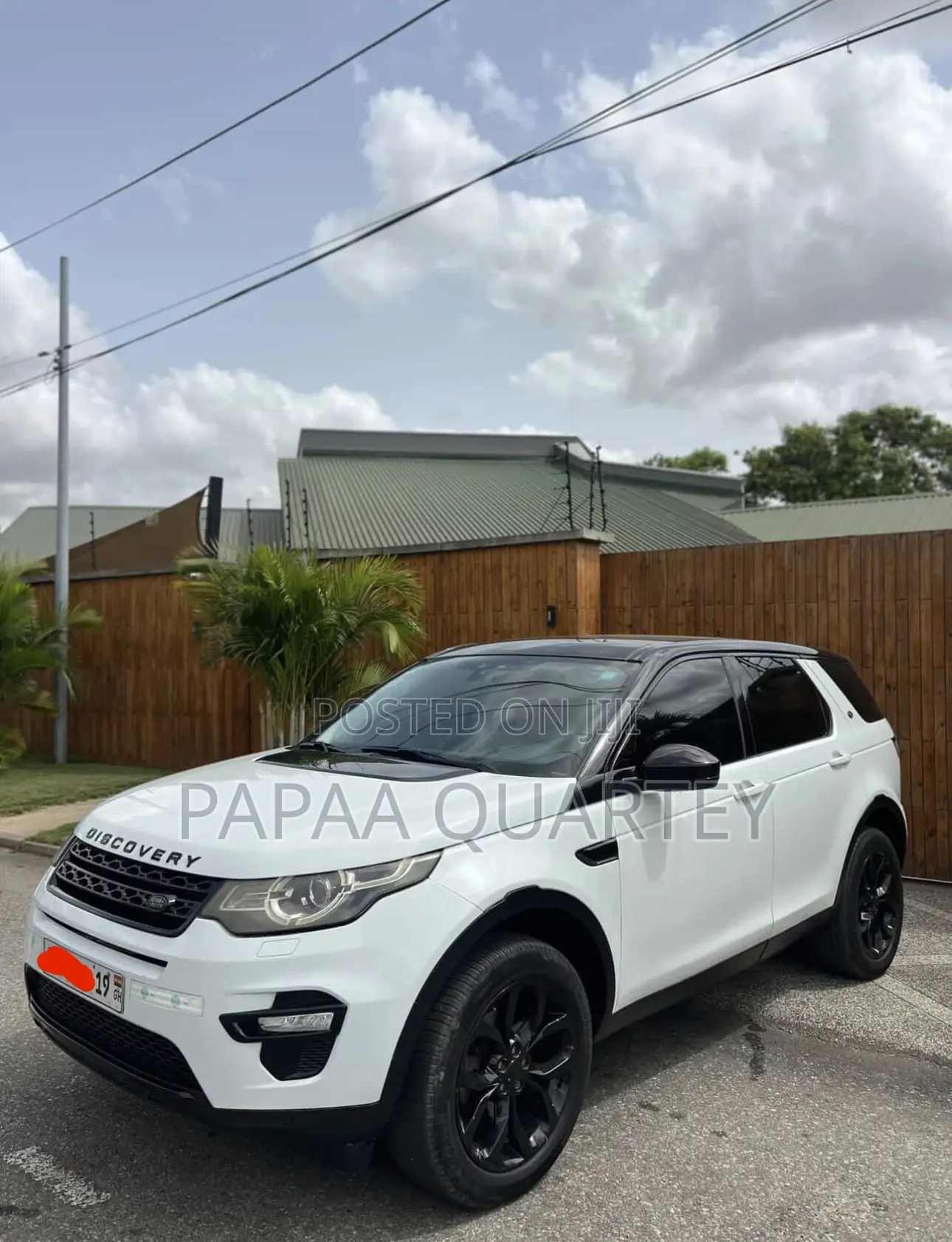 Land Rover Discovery 2019 White