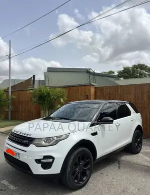Land Rover Discovery 2019 White