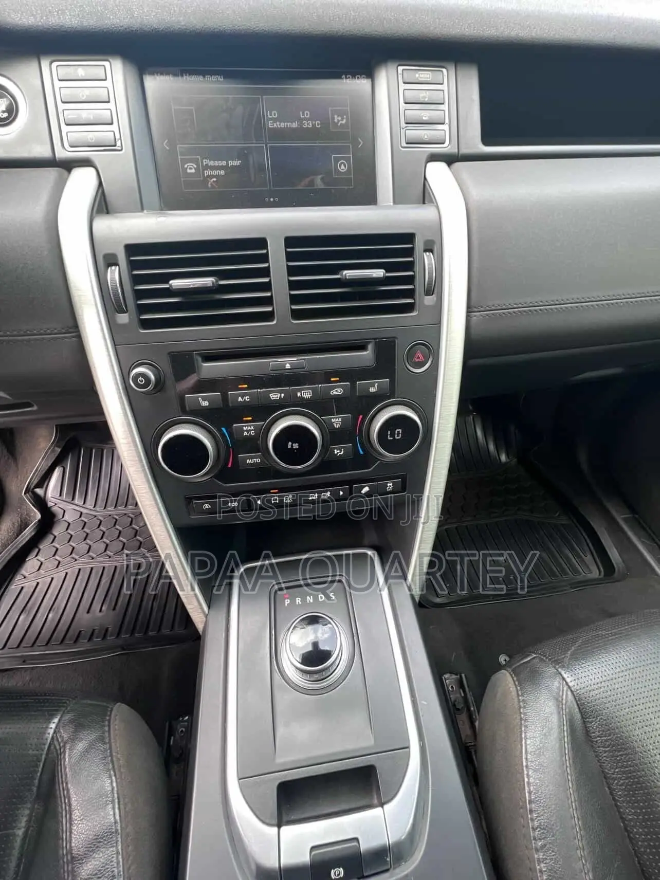 Land Rover Discovery 2019 White