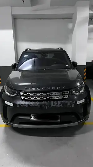 Land Rover Discovery HSE Luxury 4x4 2017 Black
