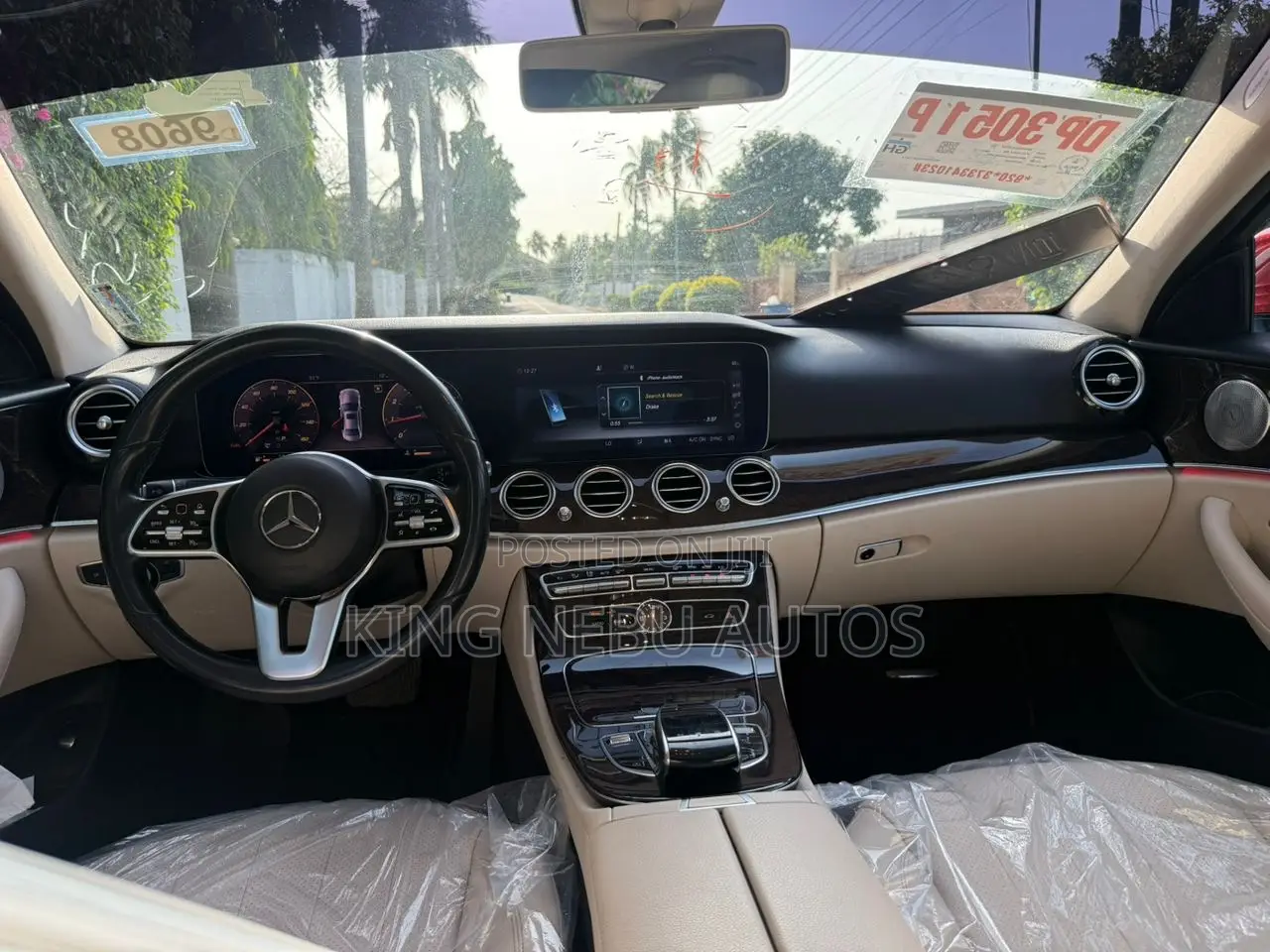 Mercedes-Benz E350 2021 Red