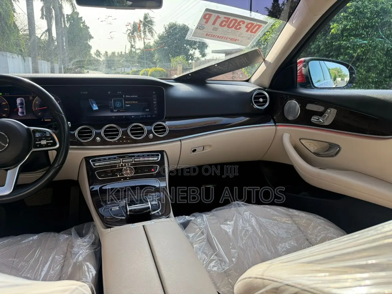 Mercedes-Benz E350 2021 Red