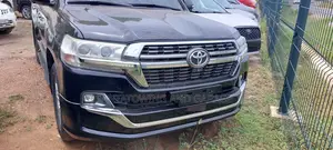 Toyota Land Cruiser 4.5 V8 VXR 2020 Black