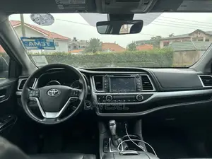 Toyota Highlander 2018 Black