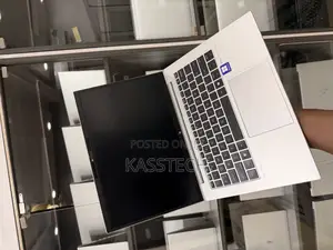Laptop HP EliteBook 645 G9 8GB AMD Ryzen 5 SSD 256GB