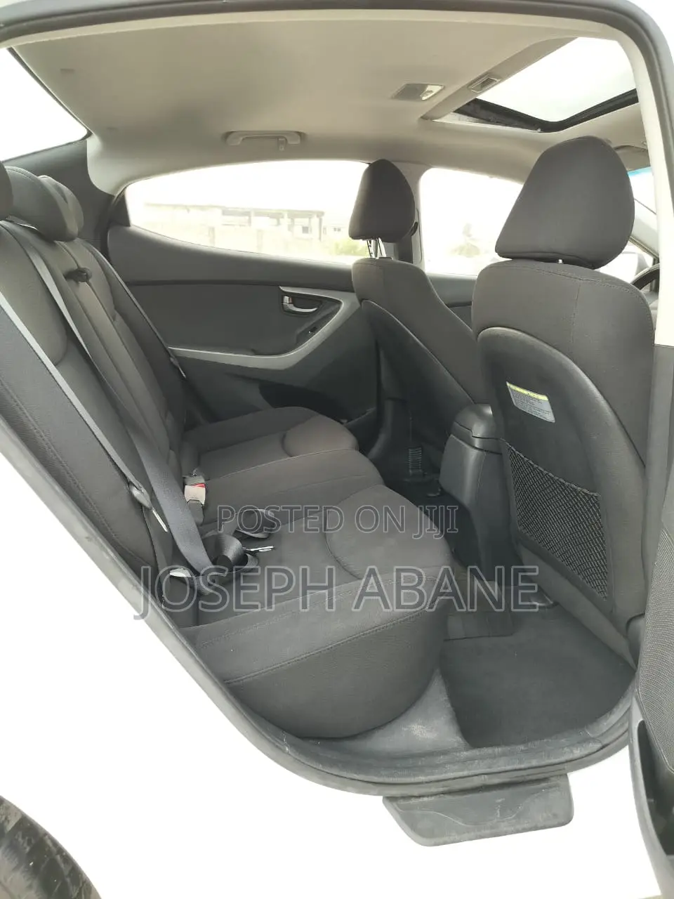 Hyundai Elantra SE Sedan FWD (1.8L 4cyl 6M) 2016 White