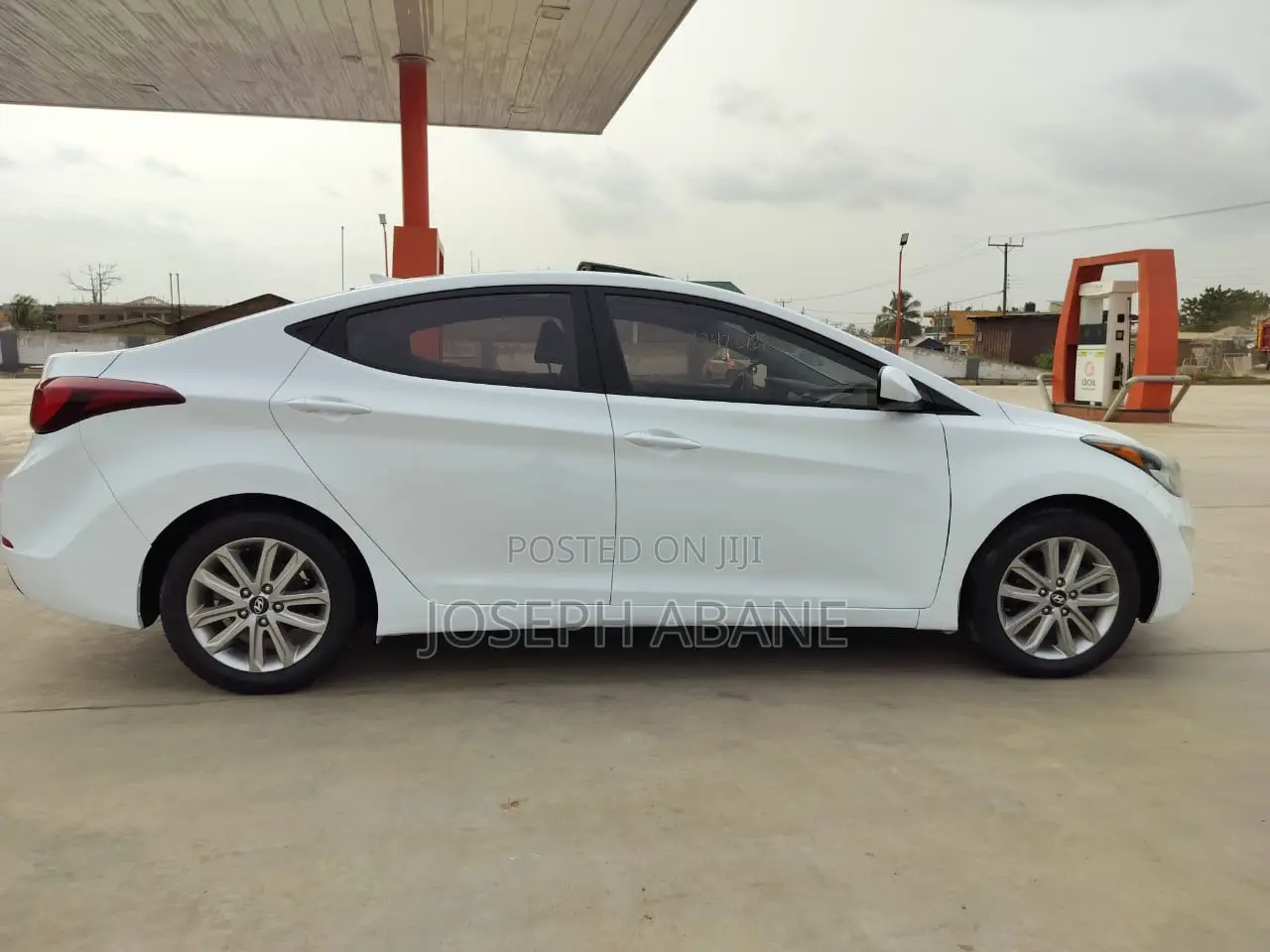 Hyundai Elantra SE Sedan FWD (1.8L 4cyl 6M) 2016 White