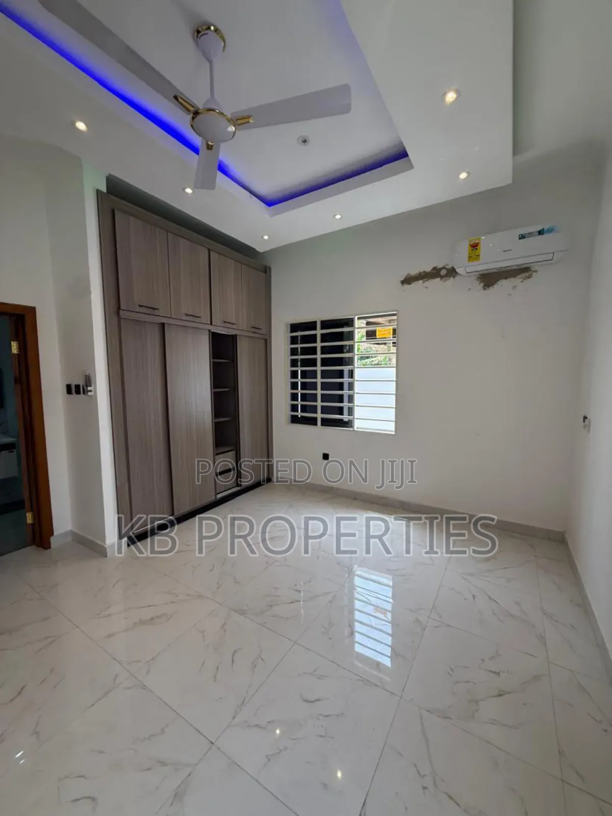 3bdrm House in Kb Properties, Spintex for sale