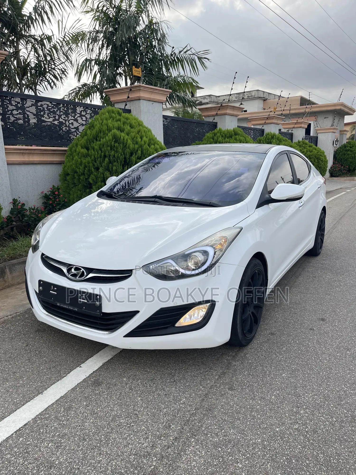 Hyundai Avante 2013 White