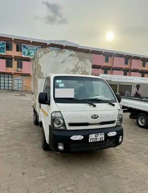 Kia Bongo 2016 White