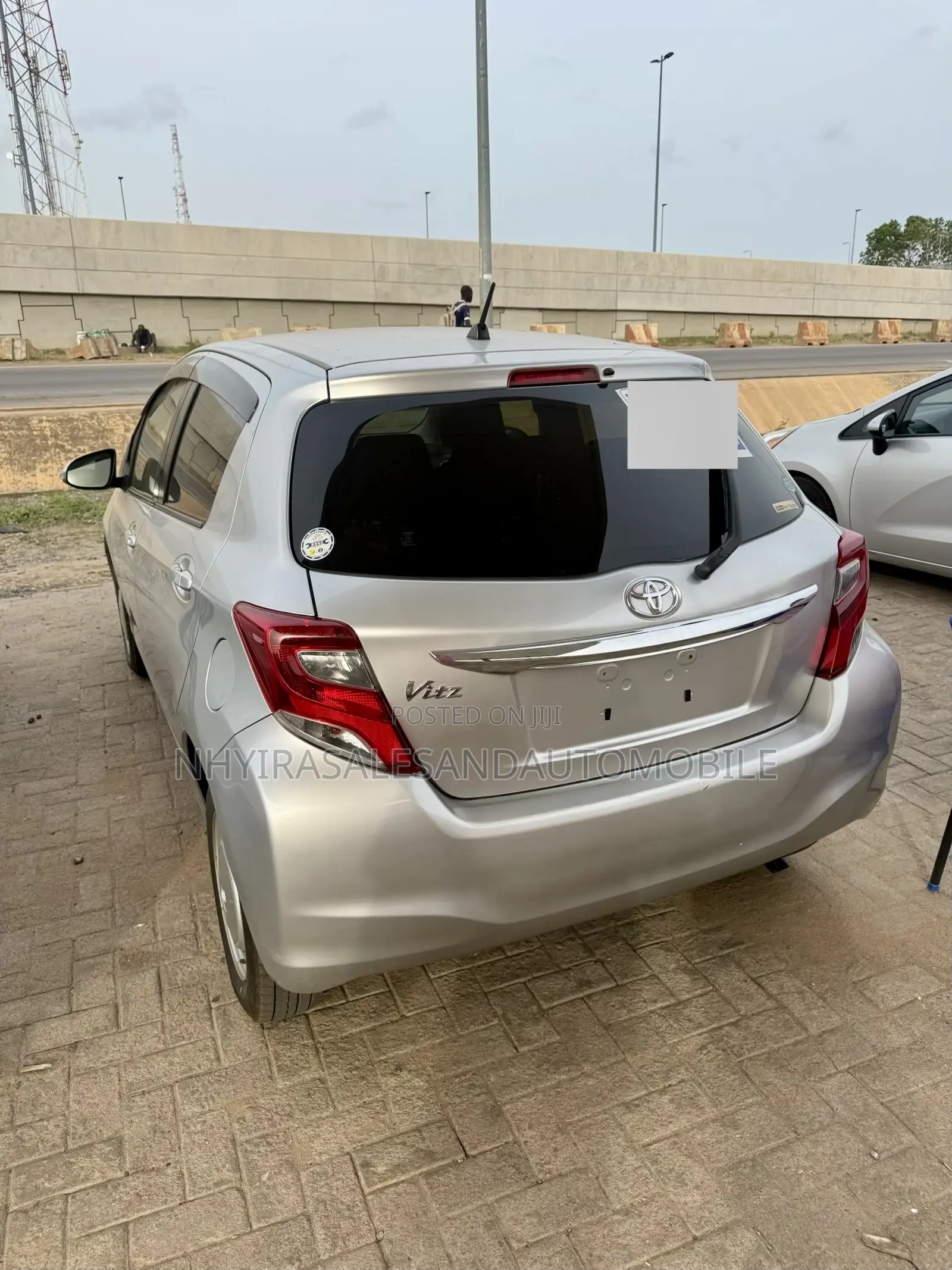 Toyota Vitz 1.5 FWD 3dr 2017 Silver